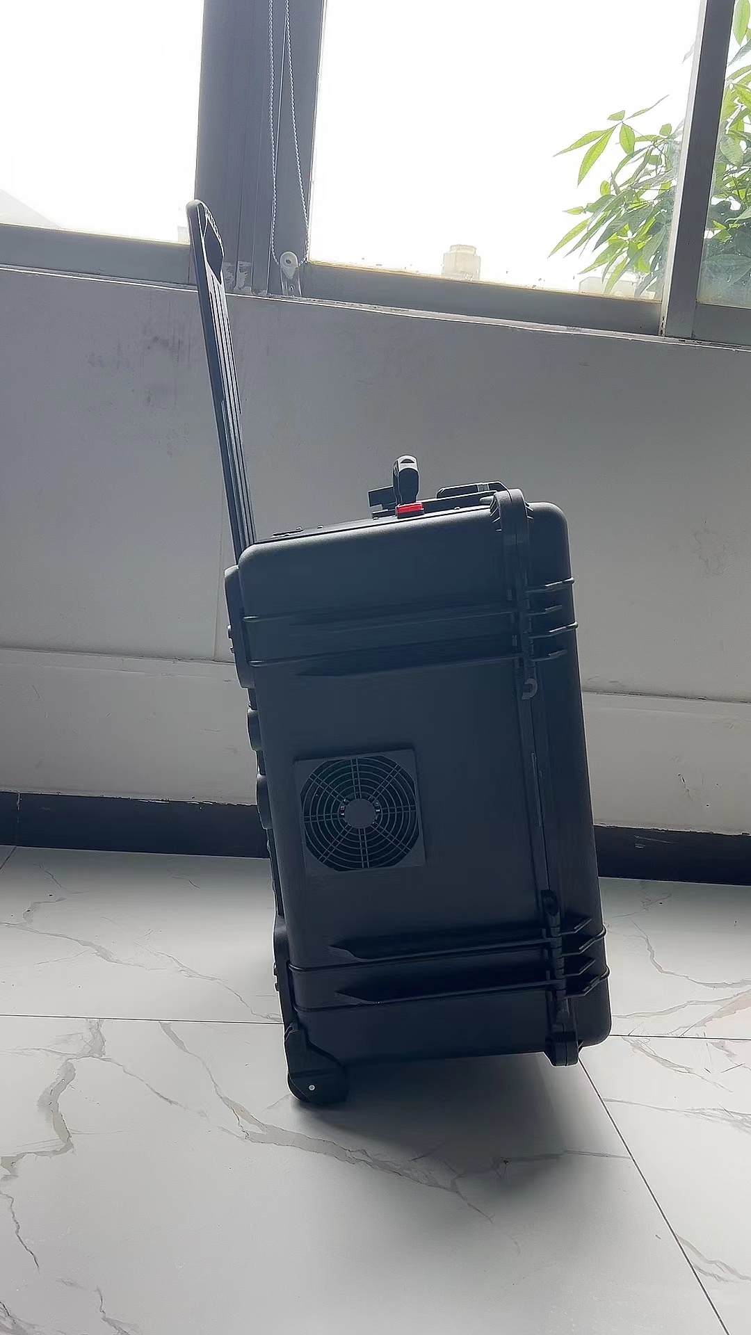 亳州手拉箱型移动通信干扰器